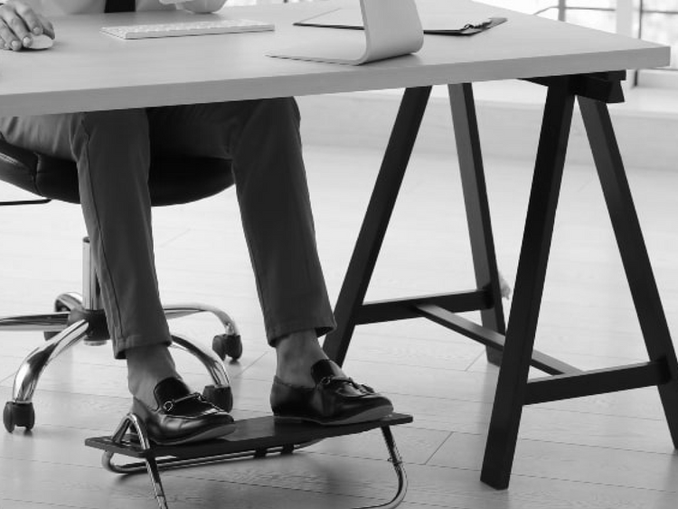 Descansa pies ergonómico para escritorios y oficina | Ergonomus ...