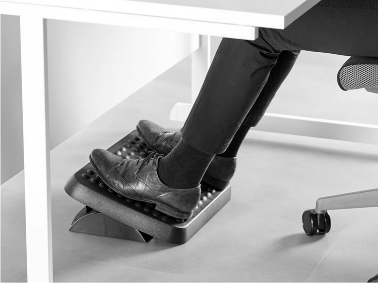 Descansa pies ergonómico para escritorios y oficina | Ergonomus ...